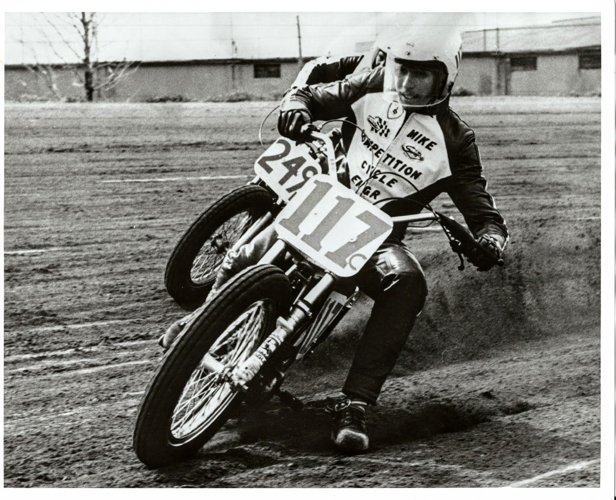 Retired Motorcycle Racers Who are these mystery motorcycle racers from the 1970's? – Tarnish