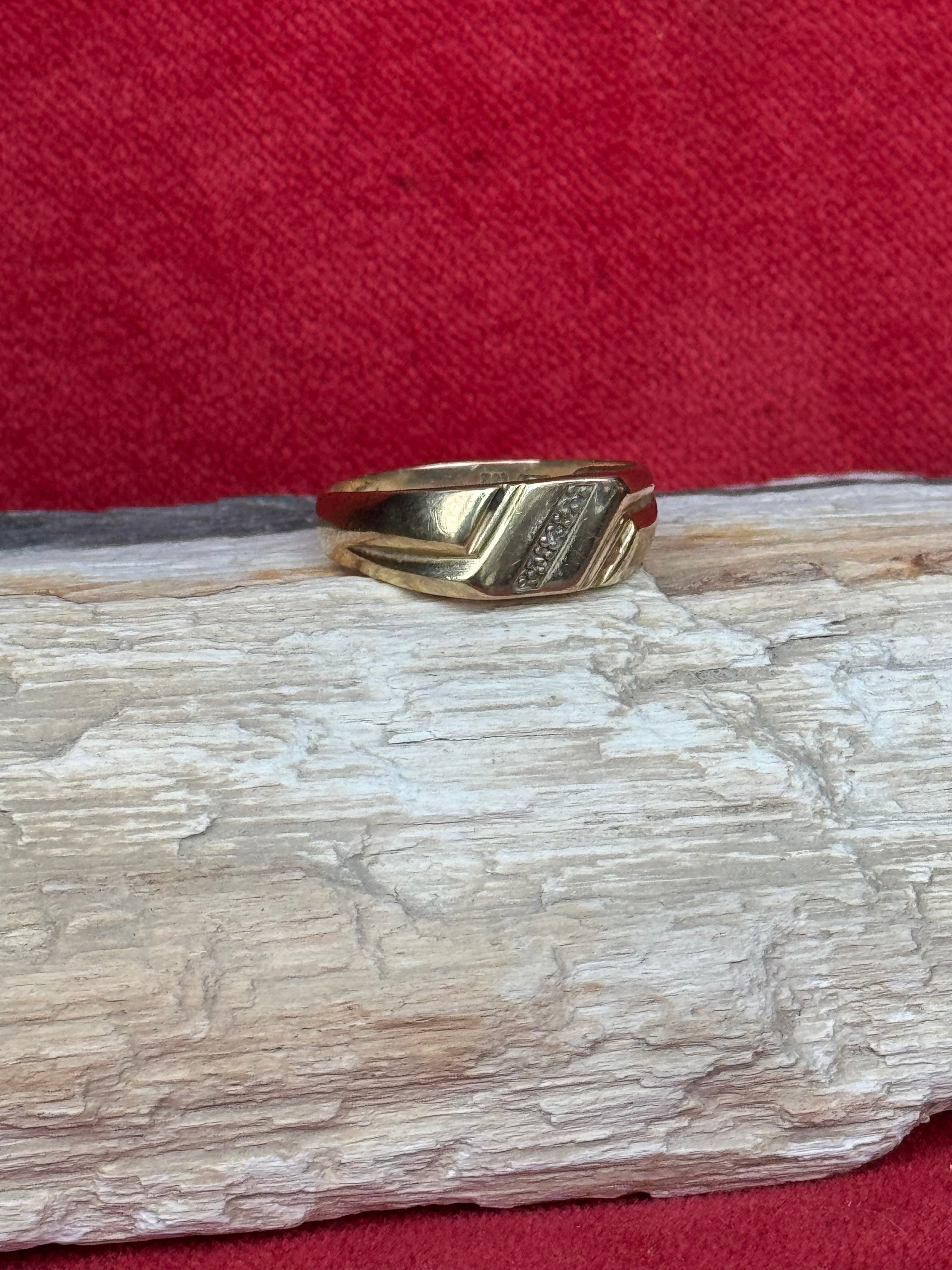Vintage 10k Gold Signet Ring Size 11.5