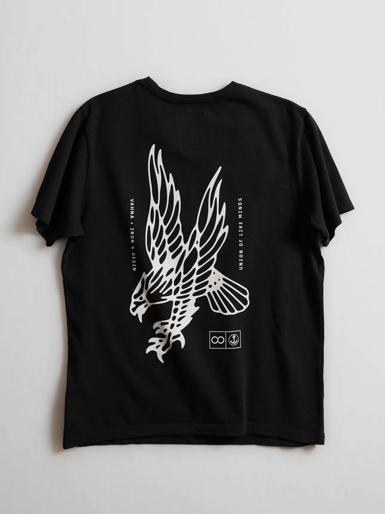 Vahna Pocket Tee