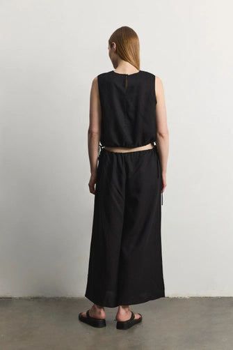 The Agnes Linen Drawstring Top Black