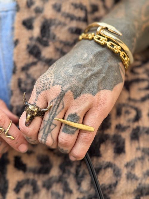 Brass Cross Finger Bar RIng