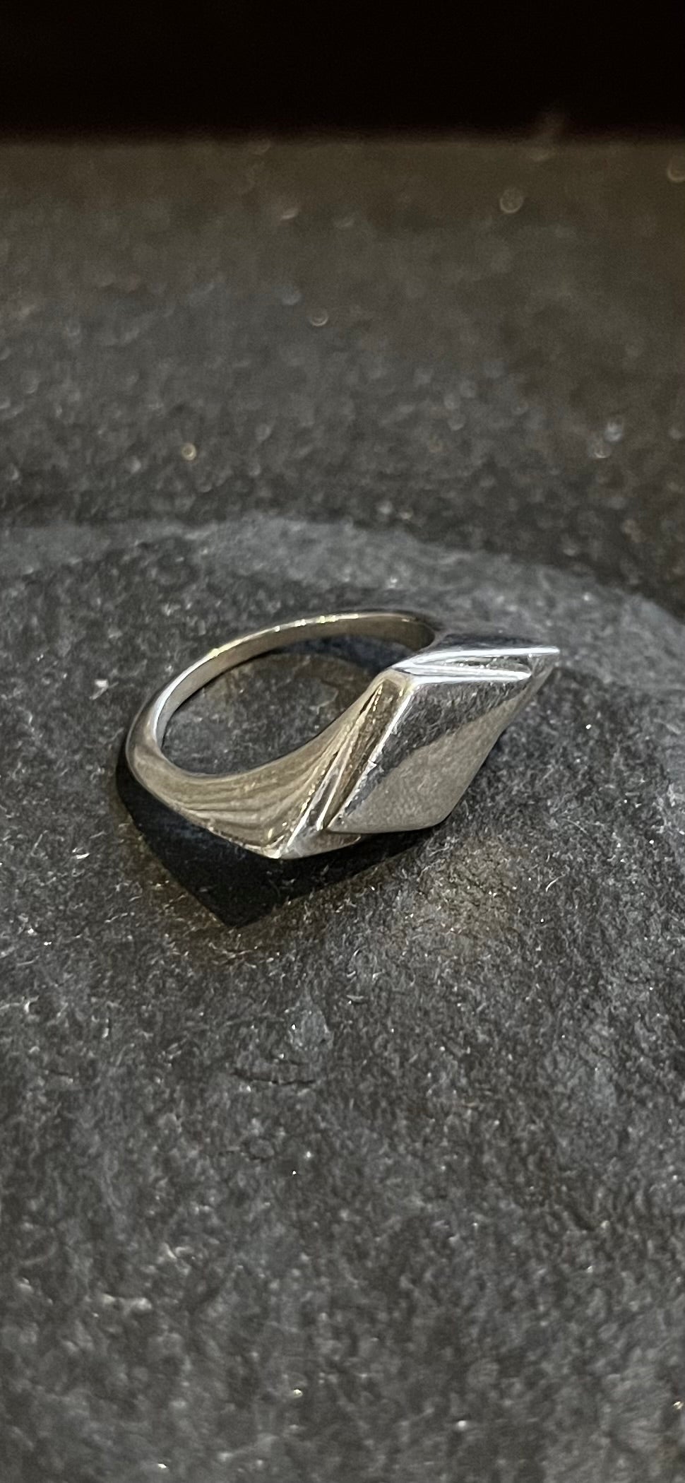 Axis Diamond Shape Ring
