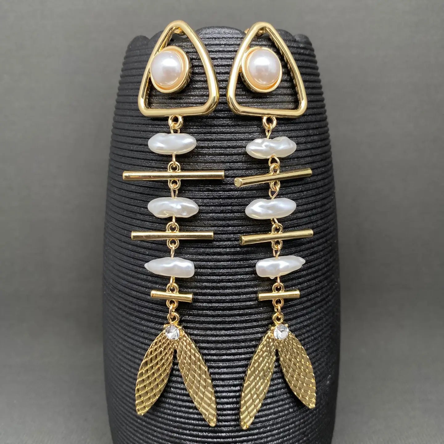 Fishbone Pearl Earrings
