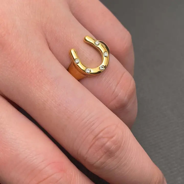 CZ Horseshoe Ring Gold