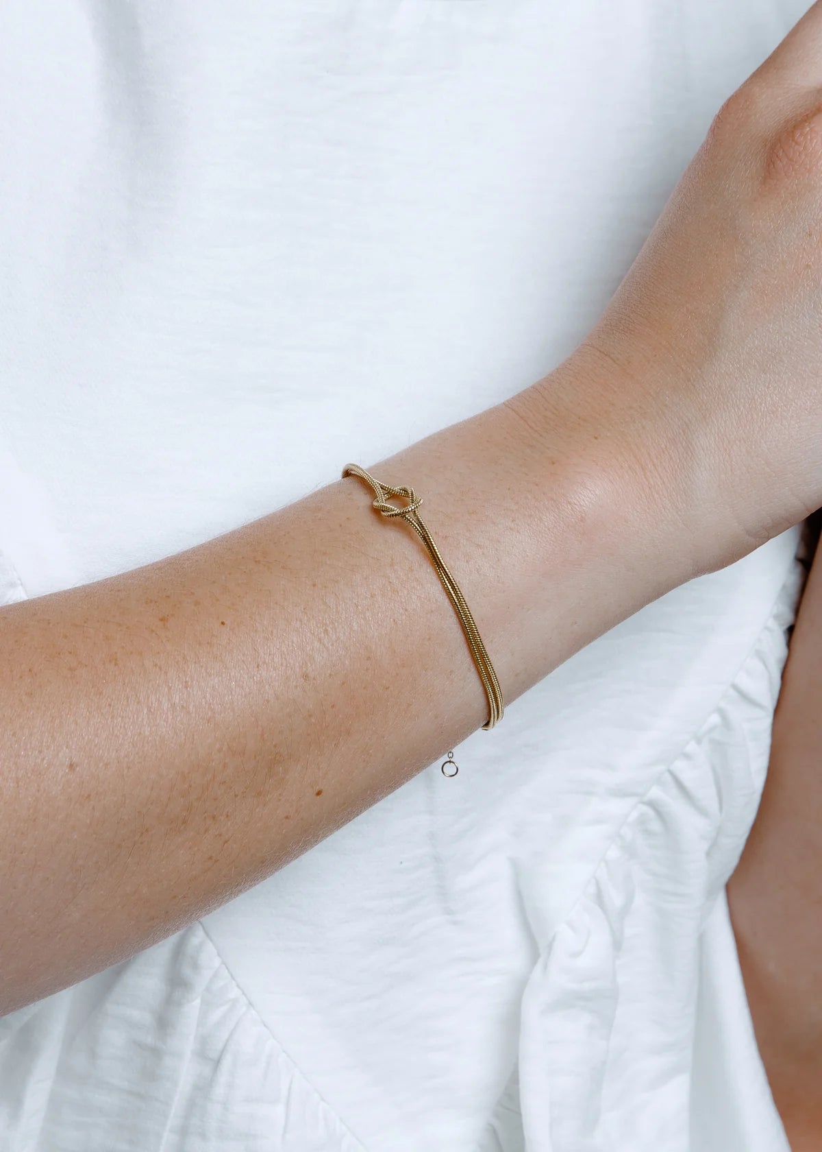Tie The Knot Bracelet Gold