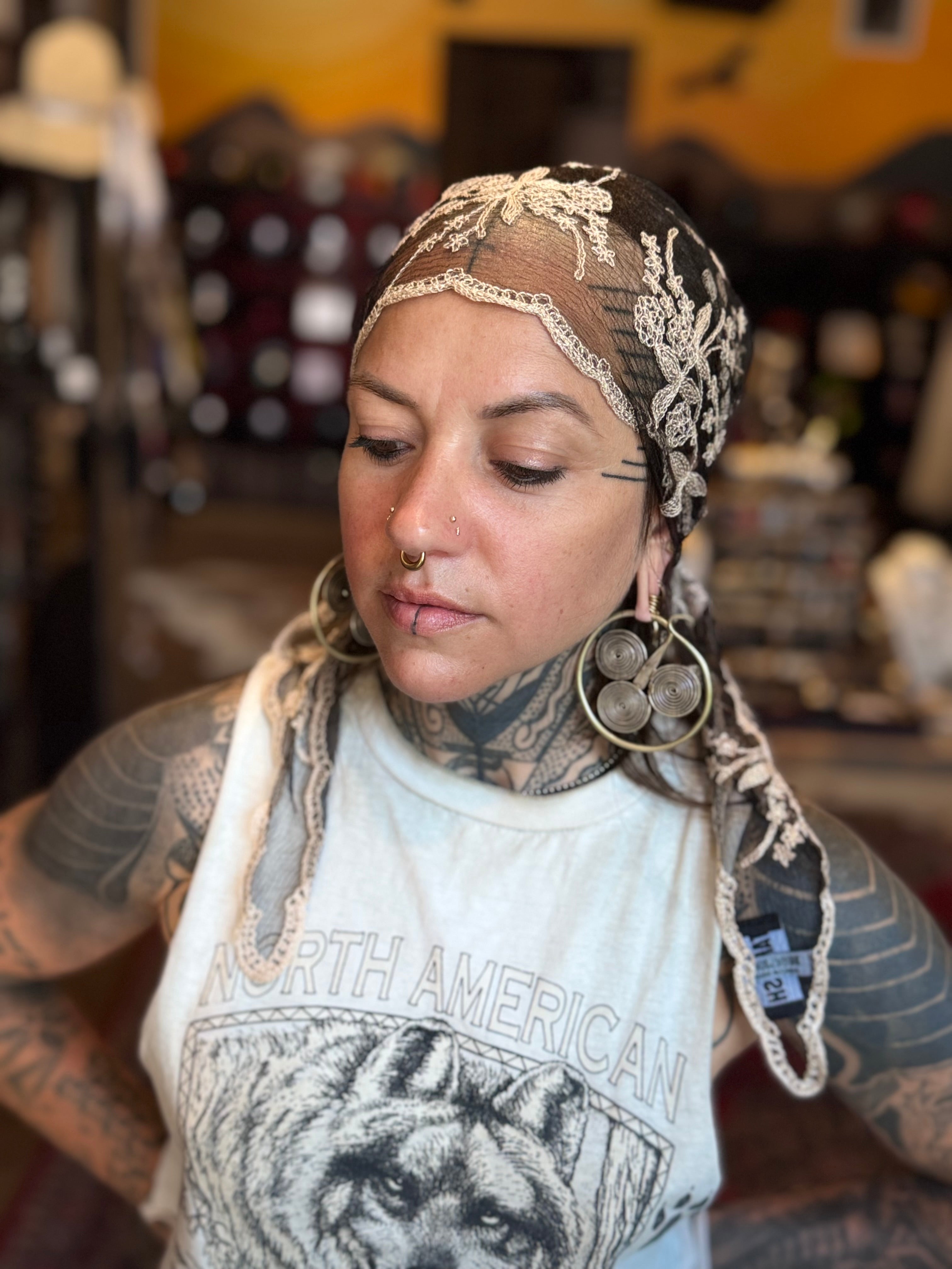 Retro Lace Floral Headscarf Black