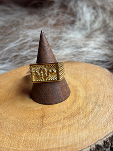 Snake Signet Ring Gold