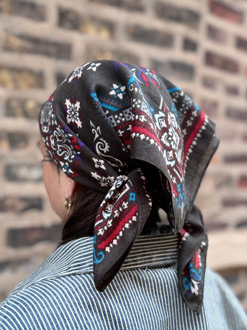 American Paisley Bandana Dark Grey