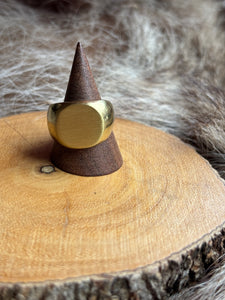 Round Signet Ring Gold