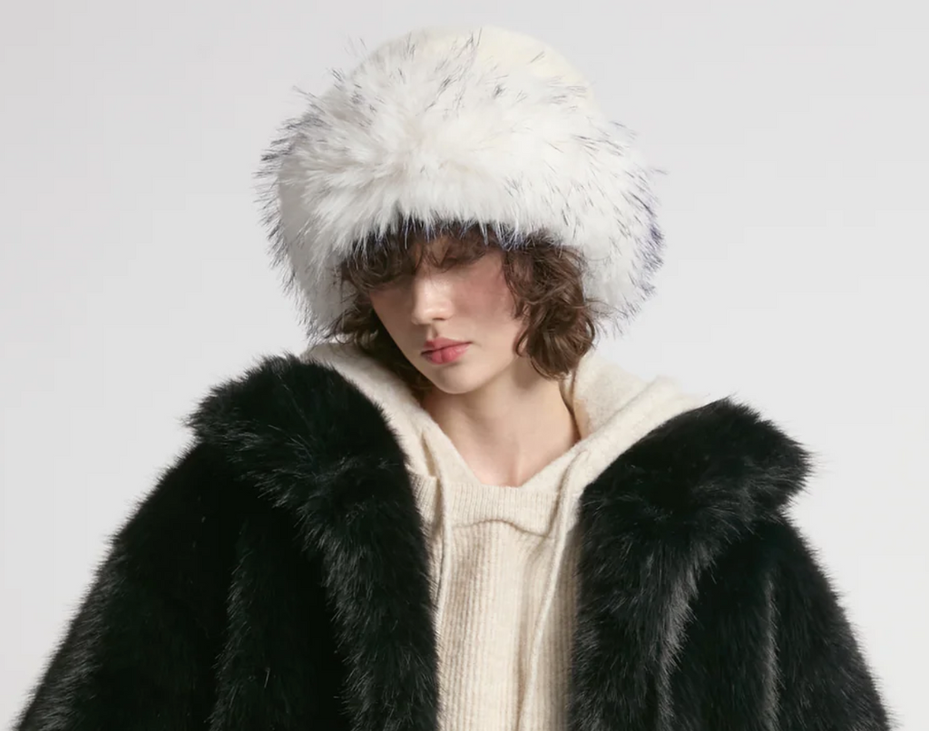 Noir Russian Hat Ivory
