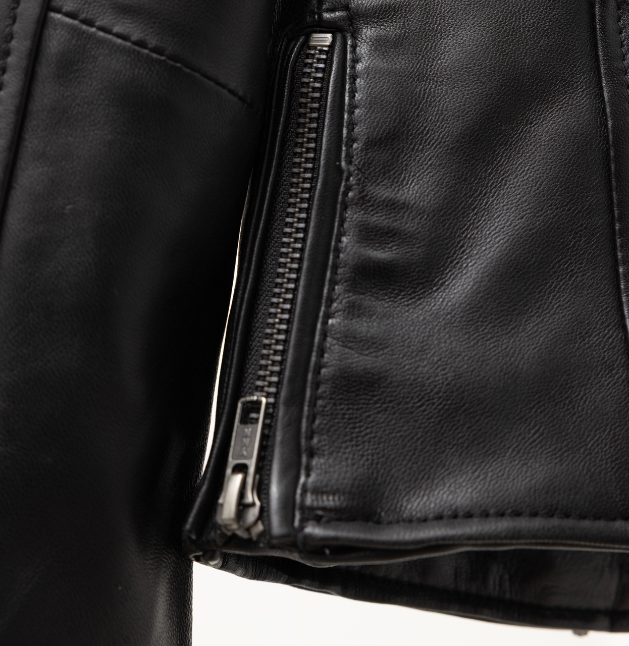 Joan Leather Crop Jacket Black
