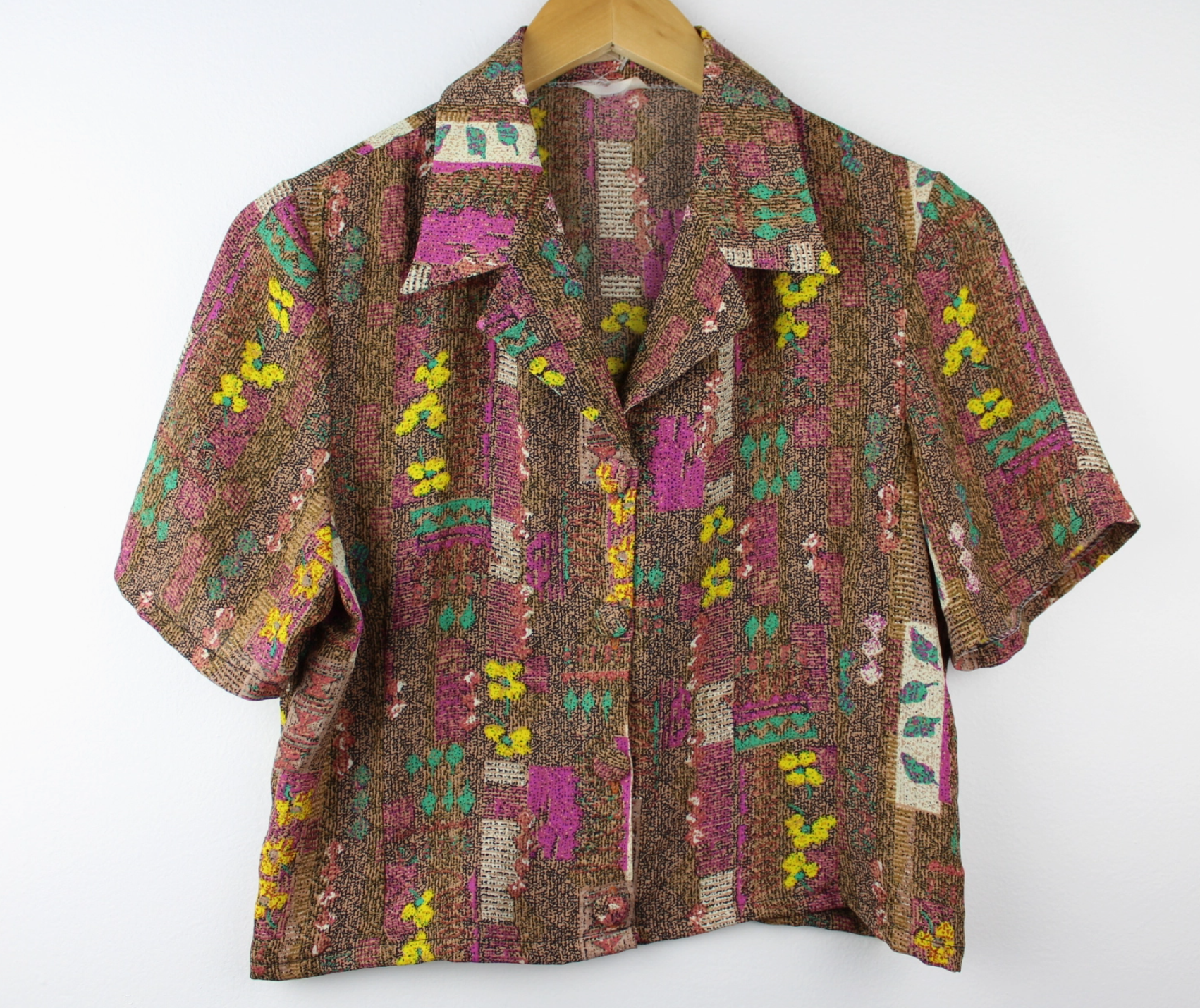 Reworked Cropped Short-Sleeve Button Up Blouse Assorted