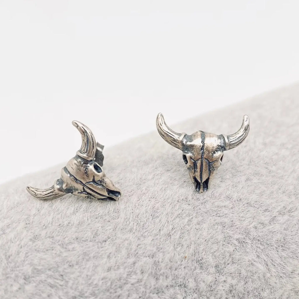 Longhorn Skull Post Earrings Silver