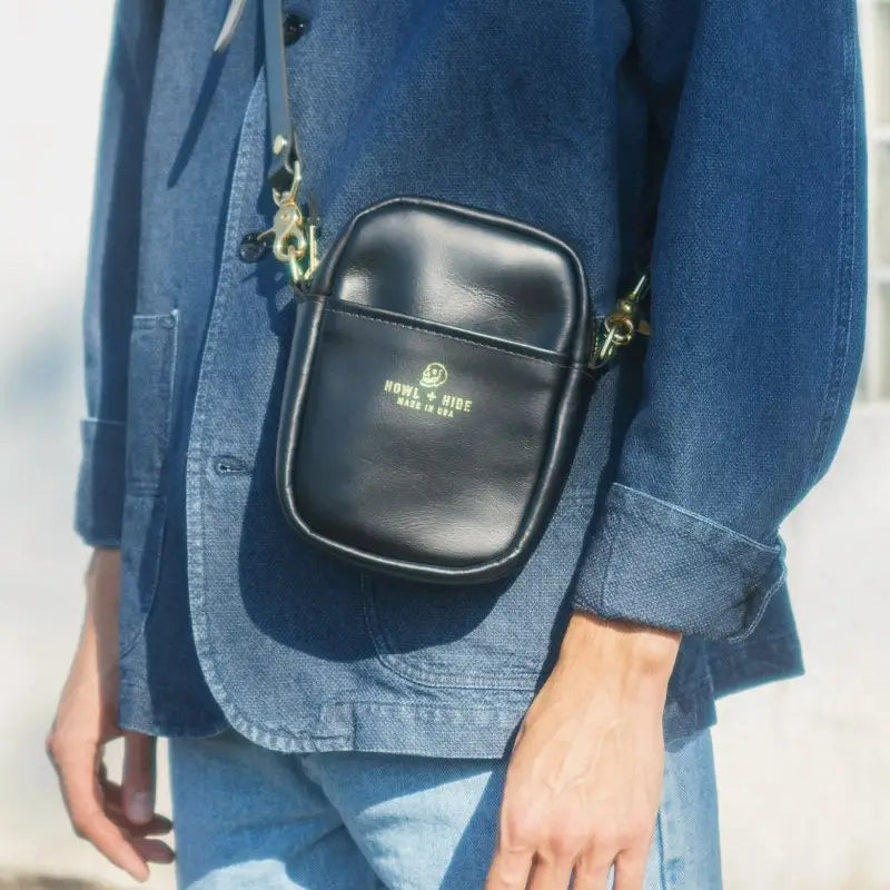 Vertical Sling Bag Black