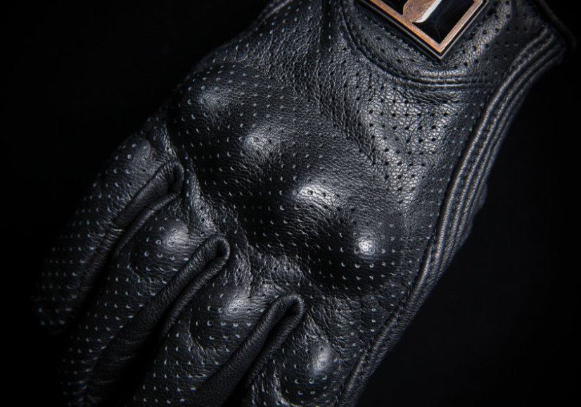 Pursuit Women’s Perforated Gloves
