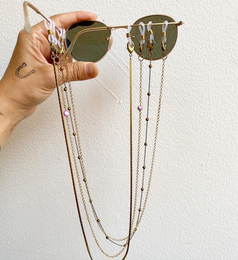 Pearl Mask / Sunglass Gold Chain
