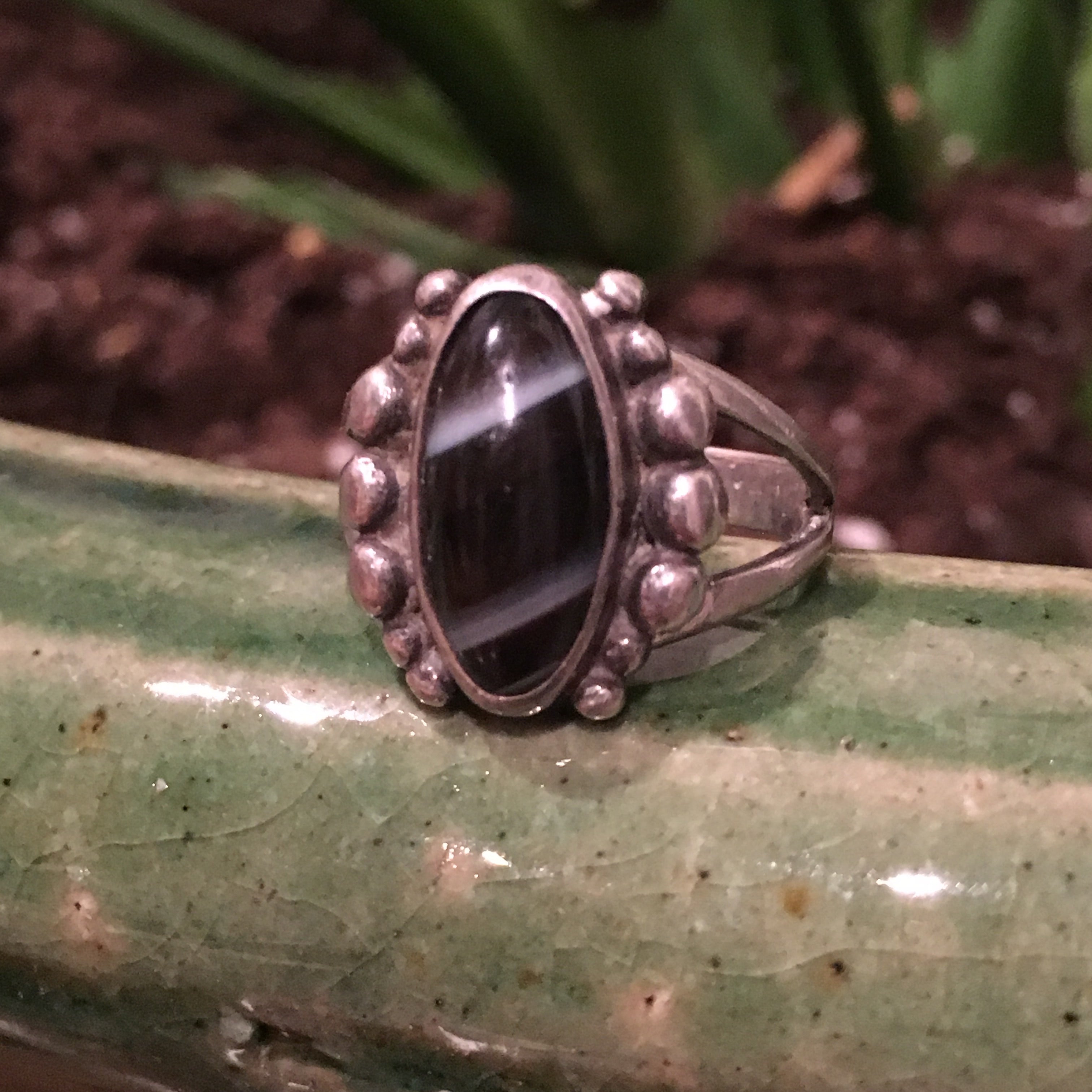 Vintage Sterling Black Agate Size 6
